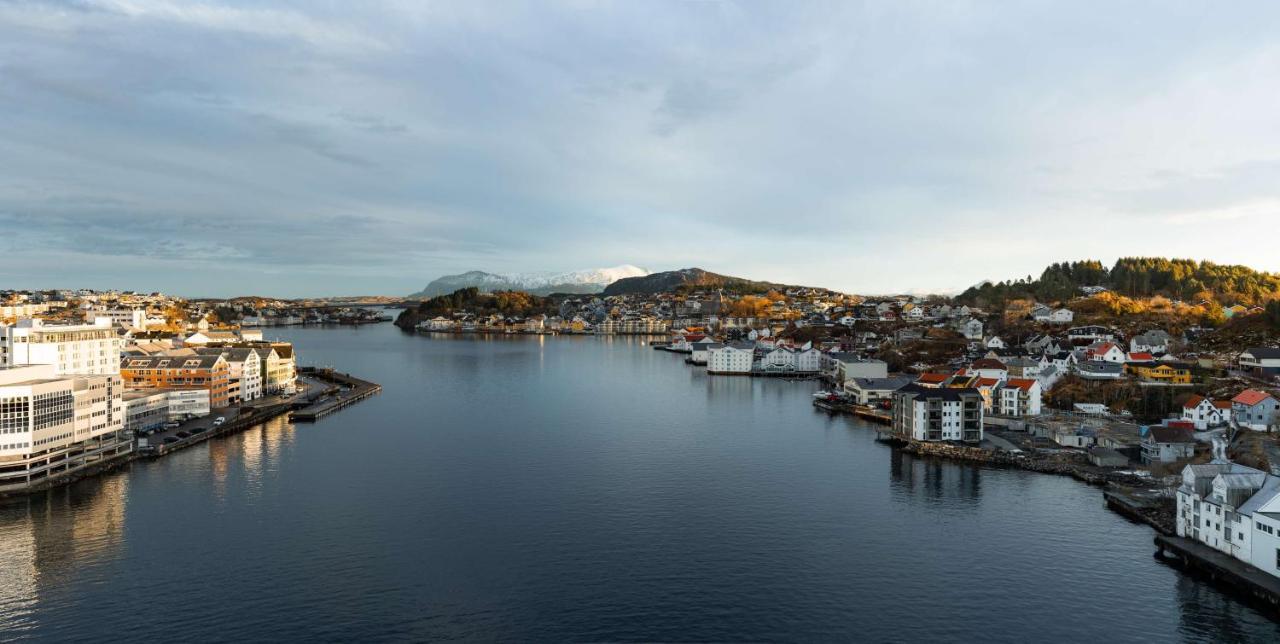 Scandic Kristiansund Buitenkant foto